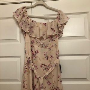 Lulus Maxi Dress Size M